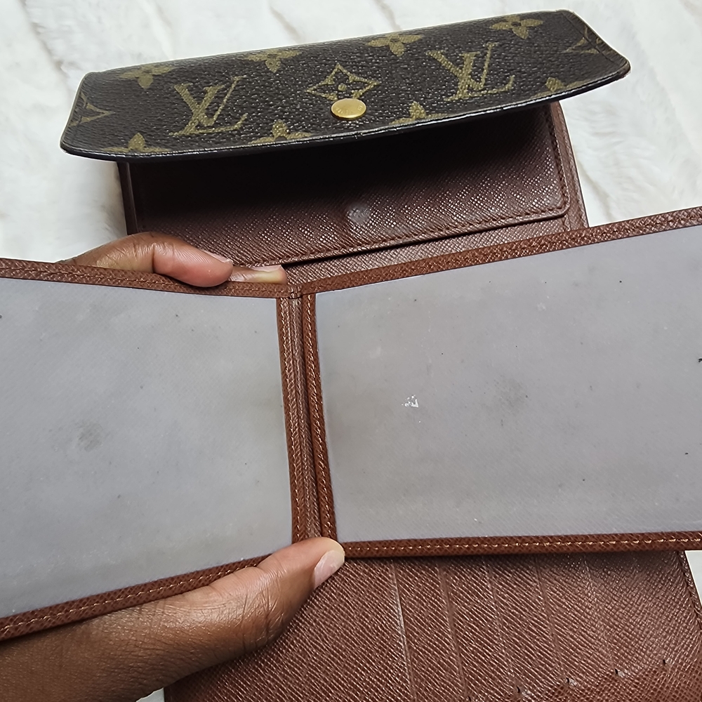 Louis Vuitton Monogram Wallet - Picture 14 of 16